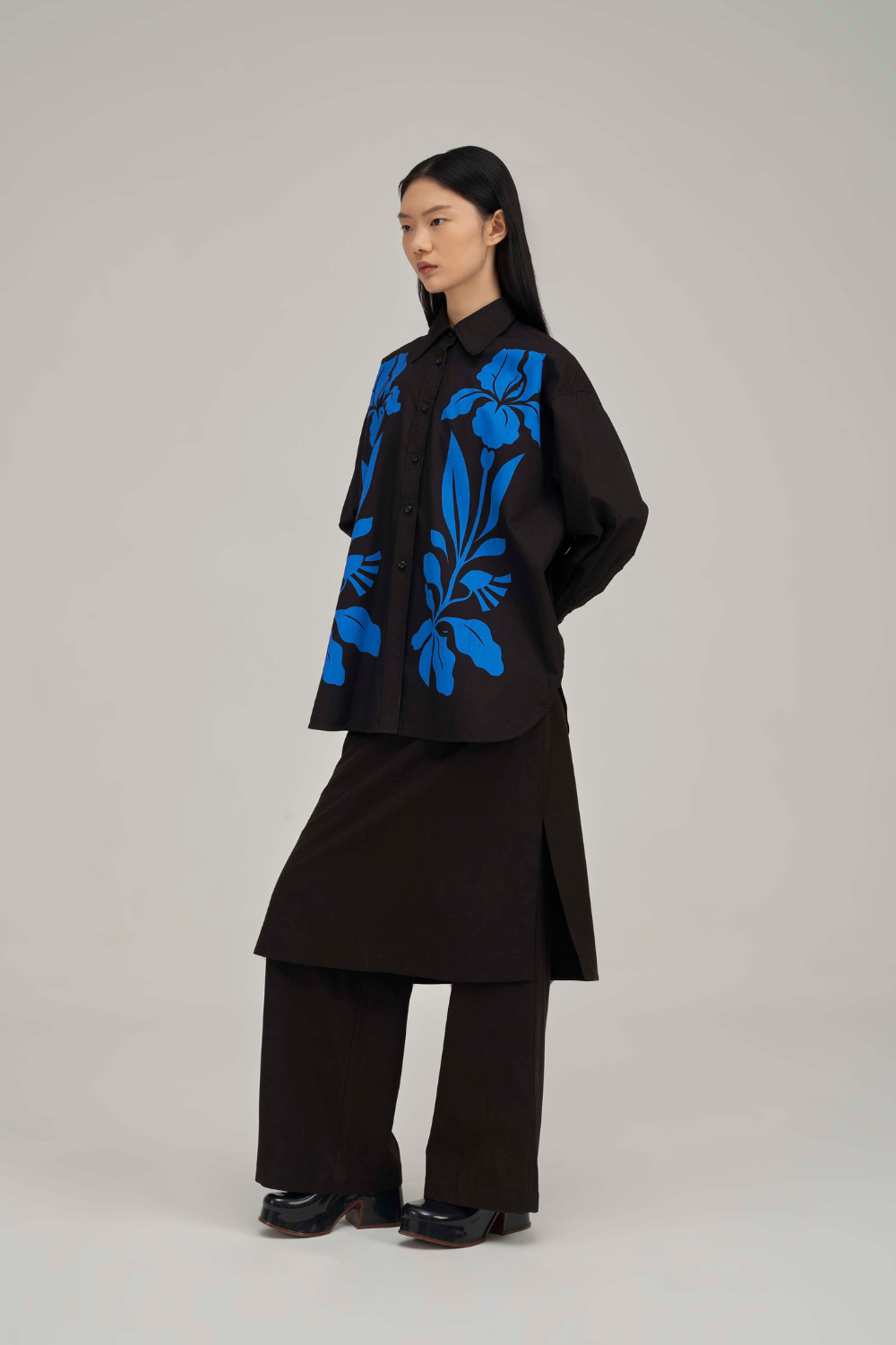 Filldora Diagonal Relaxed Longline Shirt - view 2